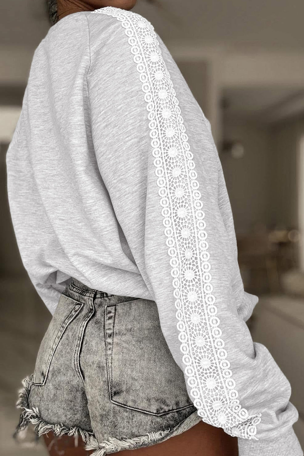 Light Grey Lace Applique Raglan Sleeve Crew Neck Sweatshirt