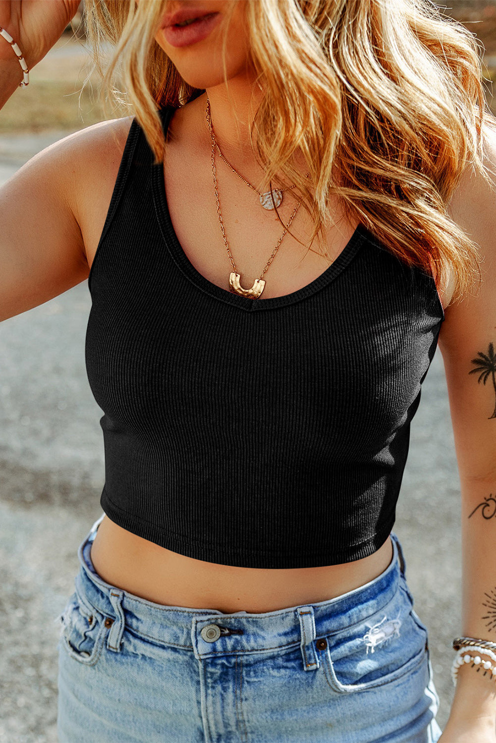 Wholesale Black Solid Color Ribbed Knit Crop Tank Top