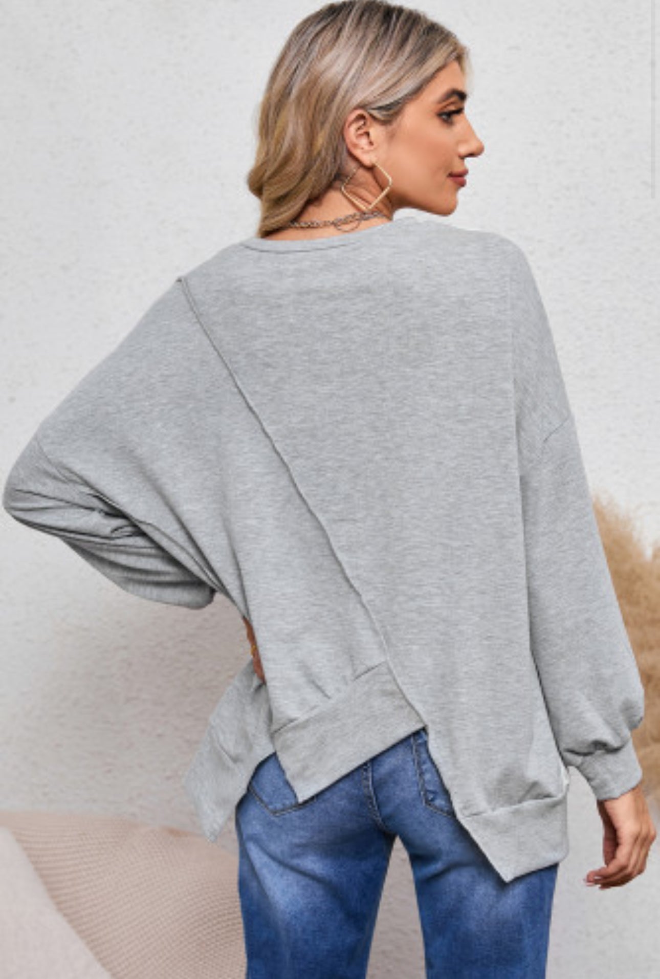 Sella Khaki Colorblock Stitching Irregular Hem Long Sleeve Top