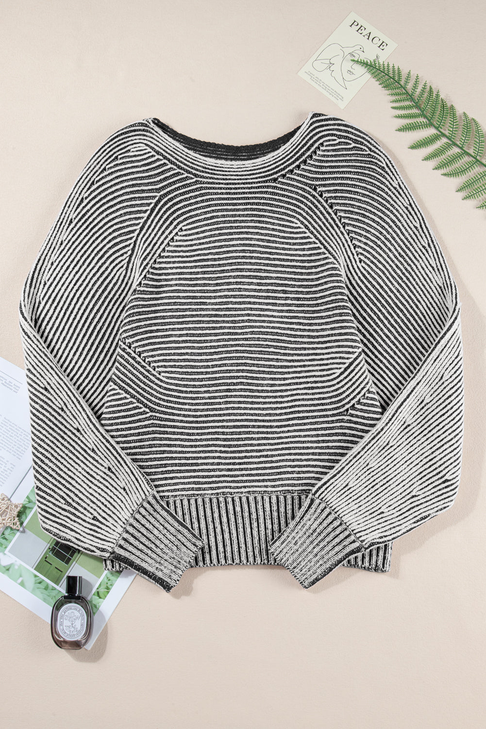 Cam Raglan Sleeve Baggy Sweater