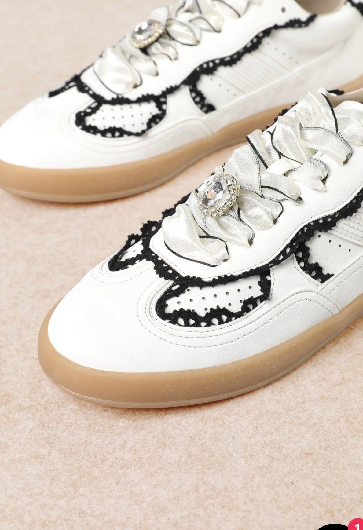MIIM Chic Contrast Ribbon Lace Sneakers