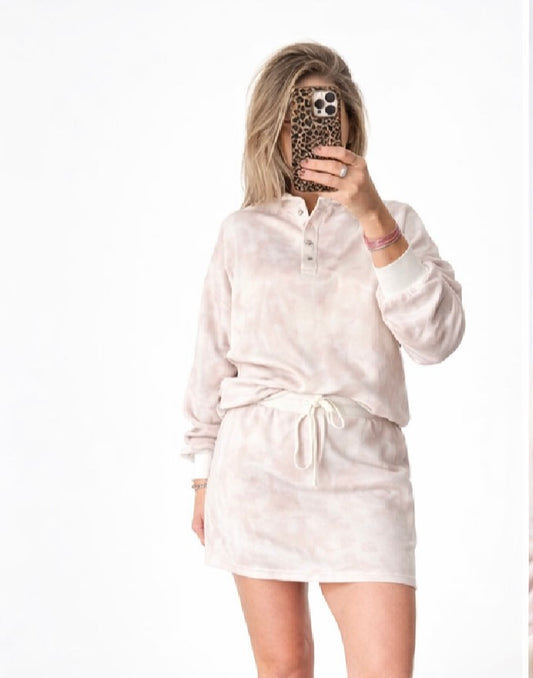 White Abstract Woodland Print Balloon Sleeve Pullover Drawstring Mini Skort Set