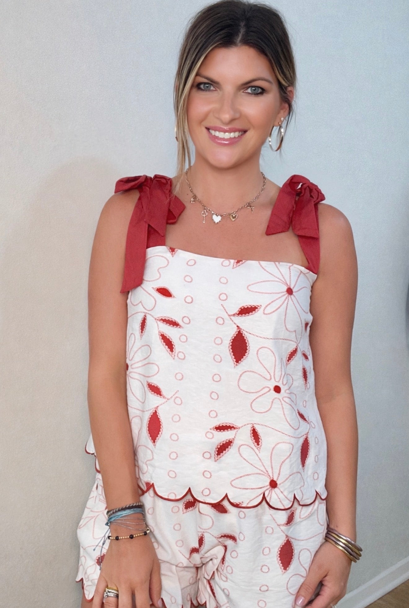 Cora Crimson and Cream tie sleeve set