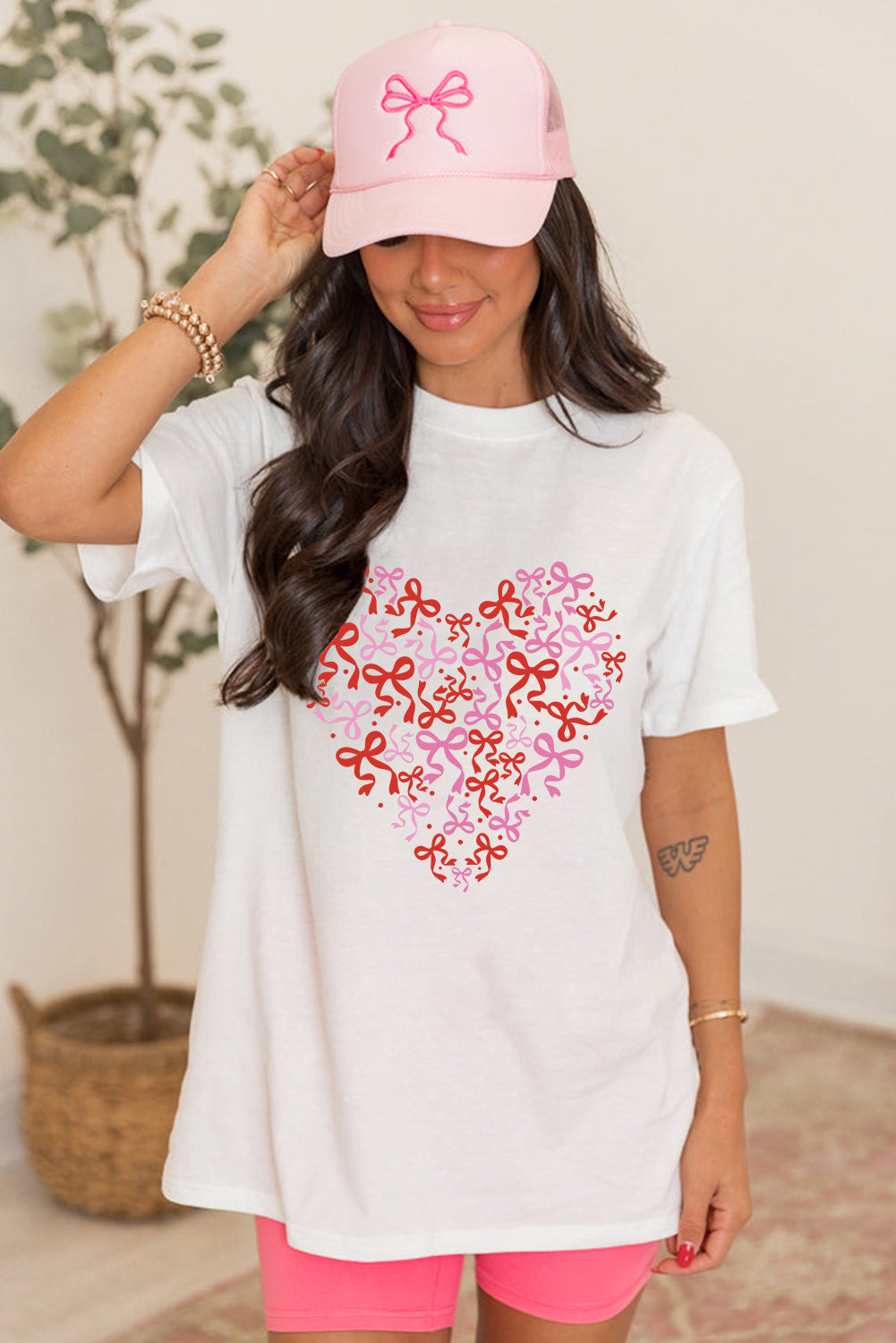 White Bowknot Heart Printed Crewneck Valentines Tee