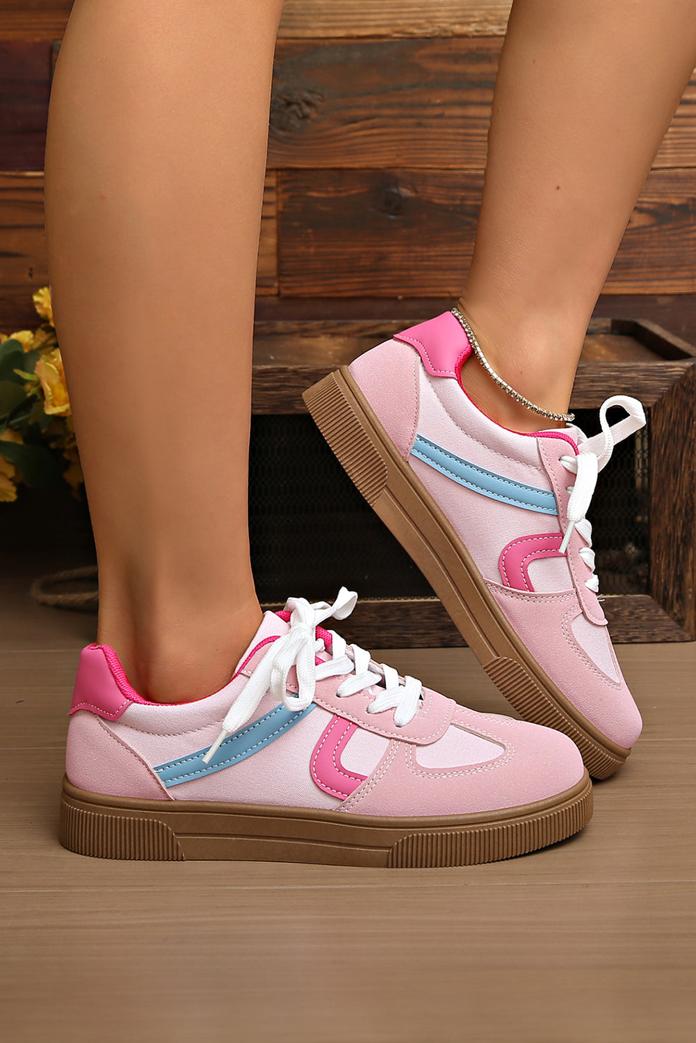 Rose Sneakers
